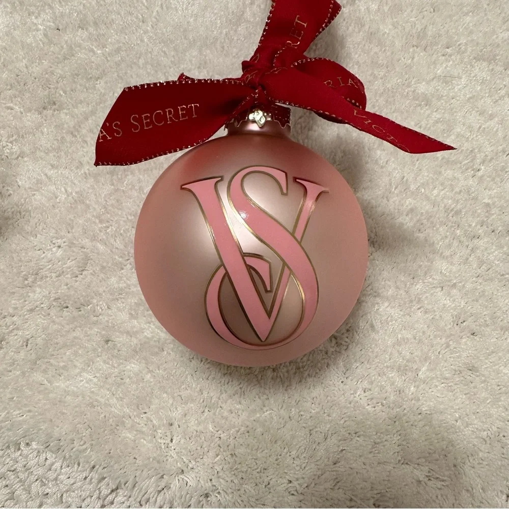 Victoria's Secret Limited Edition Collectable Christmas Victoria Ornament